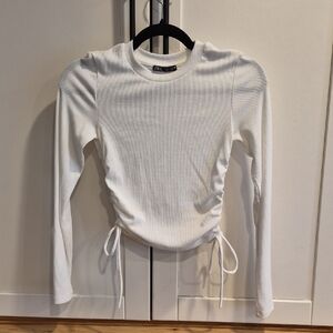 💙Zara White Ribbed Long-Sleeve Drawstring Top